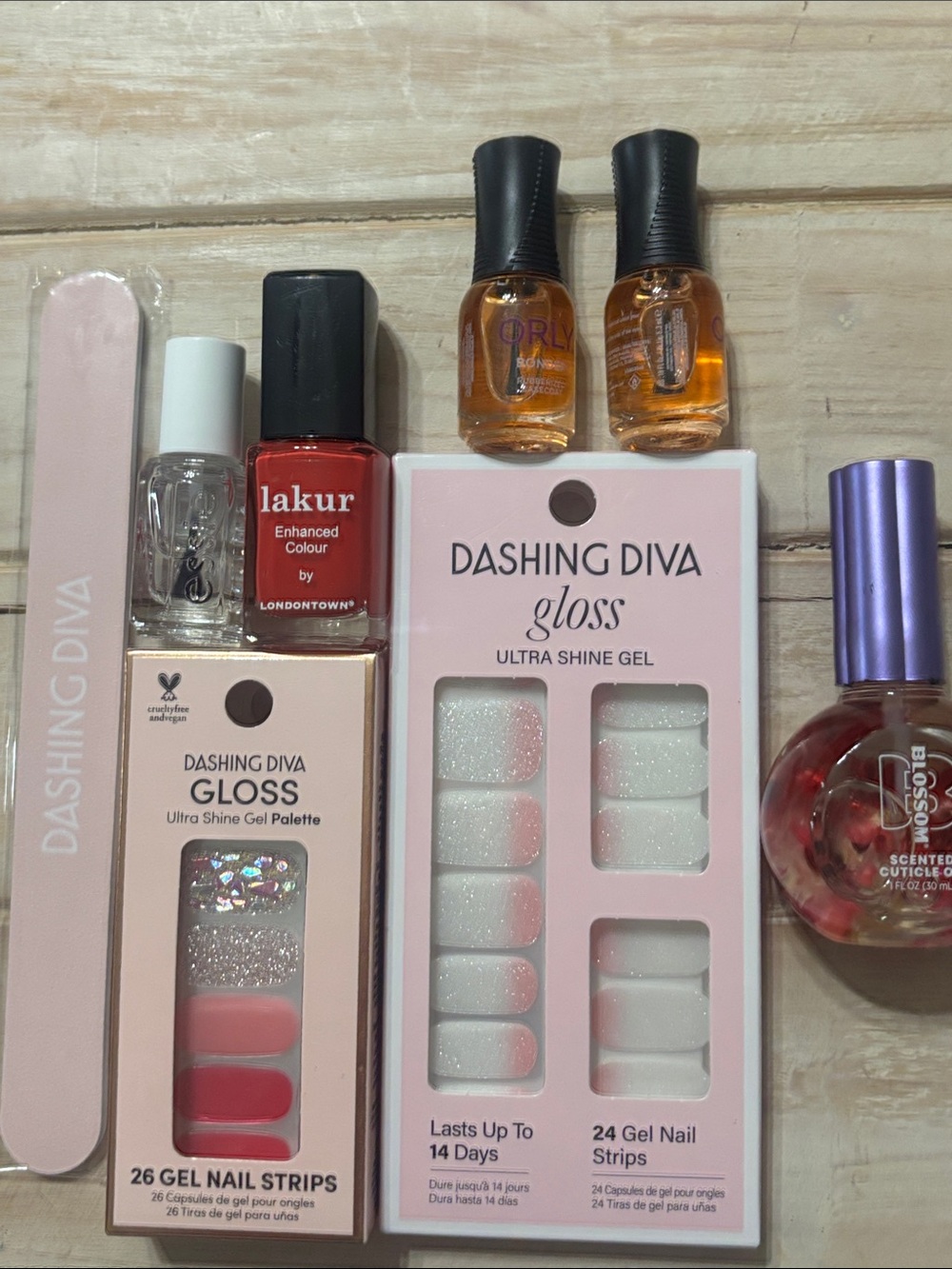 Dashing Diva Gloss Ultra Shine Gel Nail Strips & others (214)